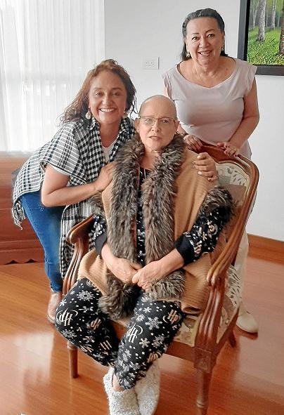 Foto | Lector | LA PATRIA    Silvia Henao, Luz Stella Sánchez y María del Rosario Ramírez compartieron un té en su tarde de amigas.