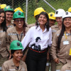 El evento protocolario contó con la presencia de la ministra de Minas y Energía, Irene Vélez. El acuerdo busca formalizar a cerca de 350 mineros, luego de 5 meses de diálogos en los que también participó el Gobierno nacional.