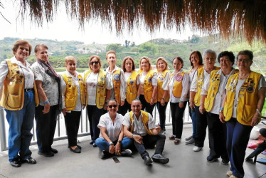 Foto | Argemiro Idárraga | LA PATRIA Grupo de miembros del El Club de Leones Manizales Monarca que asistió al evento.