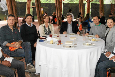 Jhon Flórez, Fabián Molina, Andrés Calderón, Luz Adriana Trujillo, Felipe Calderón Uribe, Andrés Castaño, Ana María Paz, Faiver Mantilla.
