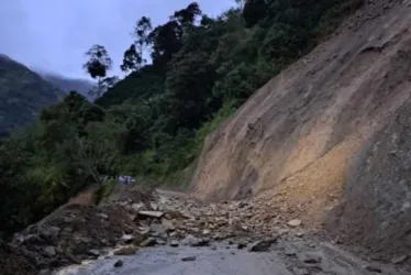 Caída de rocas en el sector de La Unión, en la vía Salamina-Aranzazu.