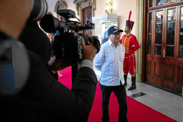 Gustavo Petro finalizó su quinta visita a Caracas en la que se reunió con el oficialismo y la oposición.