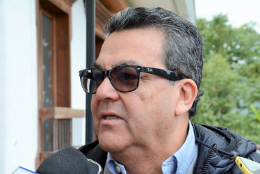 Jaime Dussán, presidente de Colpensiones, criticó los fondos privados de pensiones durante su visita a Manizales este viernes.