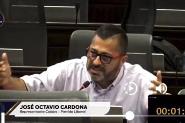 El representante a la Cámara por el Partido Liberal en Caldas, José Octavio Cardona, calificó al exalcalde de Manizales Carlos Mario Marín Correa de petardo.