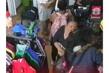 El pasado 2 de marzo las mujeres robaron un establecimiento en el Centro de Manizales.