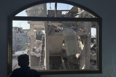 Vista del bombardeo de la casa de la familia Shain, de la que murieron al menos siete personas, seis de ellos menores de edad