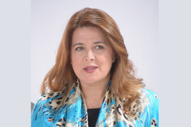Juana Carolina Londoño, caldense, quien invitó a sus otros 24 compañeros del Parlamento Andino para sesionar en Manizales. 