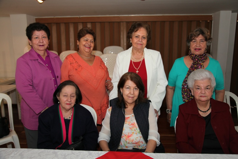 Olga Lucía Latorre, Clara María Latorre, Dora Cecilia Molina, Norma Osorio, Felipe Henao y Lucía Valencia.