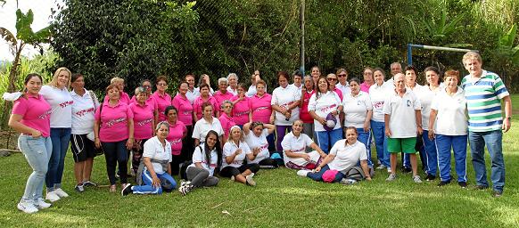 Fotos | Argemiro Idárraga | LA PATRIA Grupo de mujeres que asistieron al evento.