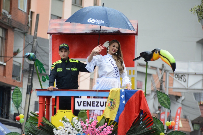 Venezuela a su paso fue aclamada por el público.