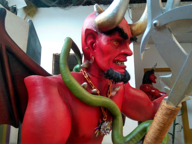 Diablo fabricado por Diego Armando Jurado Guapacha para la estampa del Carnaval de Riosucio que se presentó en varios escenarios del país. Reposa en la sede del Carnaval. Foto: La Patria