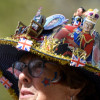 En las calles de Londres, los ciudadanos ya vibran con la coronación del rey Carlos III. 