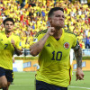 James Rodríguez de Colombia celebra su gol hoy, en un partido de las Eliminatorias Sudamericanas para la Copa Mundial de Fútbol 2026 entre Colombia y Uruguay en el estadio Metropolitano en Barranquilla