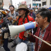 Manifestantes salieron este jueves a las calles de Bogotá y otras ciudades colombianas para protestar contra el fiscal general, Francisco Barbosa, cuyo periodo termina el próximo lunes, y exigir a la Corte Suprema la elección de su sucesora.