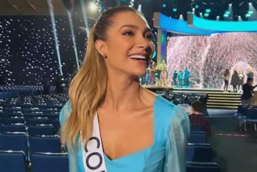 María Fernanda Aristizábal Urrea, de Colombia, ingresa entre las 16 semifinalistas de la edición 71 de Miss Universo. Fue la última en ser llamada.