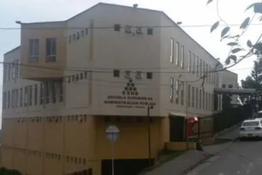Sede de la Escuela Superior de Administración Pública en Manizales. 