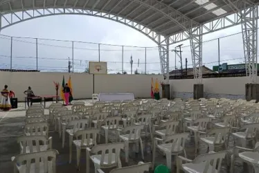 La Alcaldía de Belalcázar, luego de entregar la cubierta del colegio Cristo Rey, anuncia inversiones para contar allí con un escenario al servicio de la comunidad.