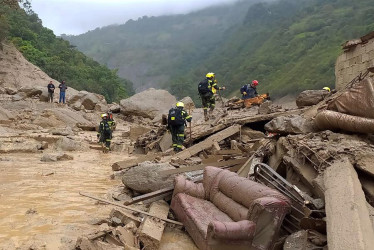 Al menos seis muertos y varios desaparecidos por una avalancha en Quetame (Cundinamarca)