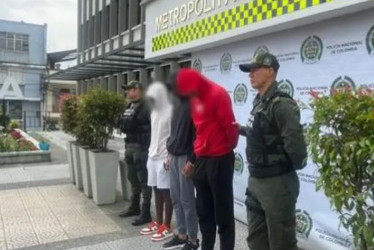 Los futbolistas detenidos en abril: Guy Esteban García, Devinson Fernando Mateus y Santiago Mera.