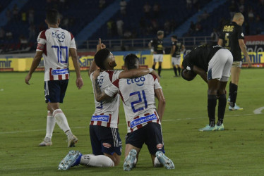 Atlético Junior ganó 1-0 con autogol del Once Caldas
