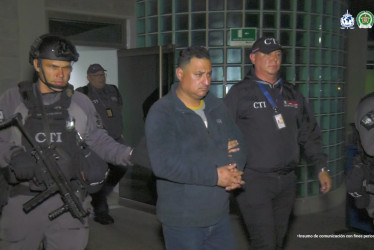 El venezolano Yofre Enderson Pacheco Briceño habría asesinado a una doradense de 54 años y huido por varios países de Suramérica. Fue aprehendido en Chile.
