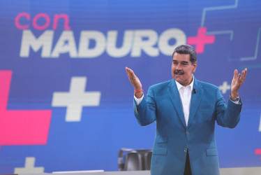 Foto | EFE | LA PATRIA Nicolás Maduro, presidente de Venezuela, consideró ayer que el triunfo de Javier Milei en Argentina representa una “tremenda amenaza” para Latinoamérica, debido al “proyecto colonial” del mandatario electo. 
