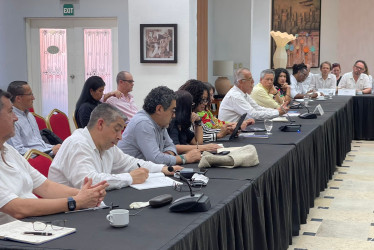 Mindefensa, Iván Velásquez, se suma a las negociaciones de paz con el Eln en Cuba