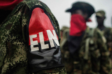 Integrante del Ejército de Liberación Nacional (Eln) portando el uniforme de esta guerrilla