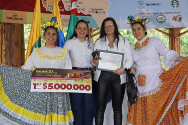 El Consejo Participativo de Neira ganó la categoría Consejo Participativo de Mujeres Cafeteras (equipo).