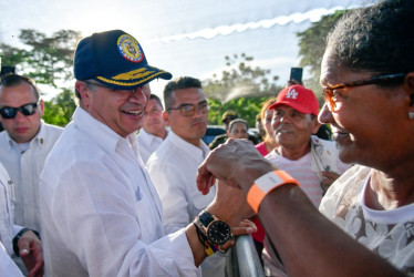 El presidente, Gustavo Petro, estuvo este sábado en Santa Bárbara de Pinto (Magdalena) en un acto de entrega de tierras. 