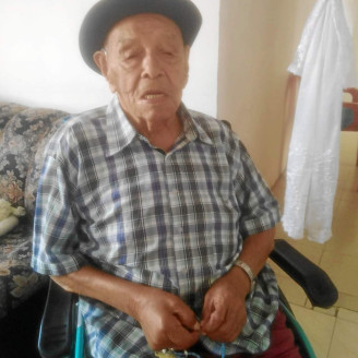 Ramón Antonio Marulanda Carvajal, natural de Manzanares (Caldas), falleció a los 101 años de vida. Sus exequias se llevaron a cabo en Jardines de la Esperanza, en Manizales.