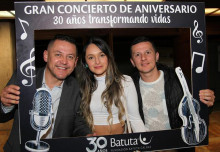 Rubén Darío Betancur, Ángela Díaz Betancur y Felipe Parra.