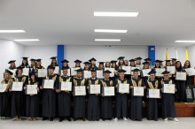 Graduados del programa de Administración Pública Territorial en Manizales.