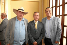 Carlos Arango, Óscar Eduardo Alzate y Fabio Andrés Ramírez.