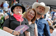 Amparo Gómez Salazar, Gloria Cecilia Betancurt Marín y Juan Pablo Isaza Gómez.