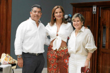 Carlos Arturo Gallego, gerente de Termales El Otoño, María Teresa Egurrola y Cristina Estrada.